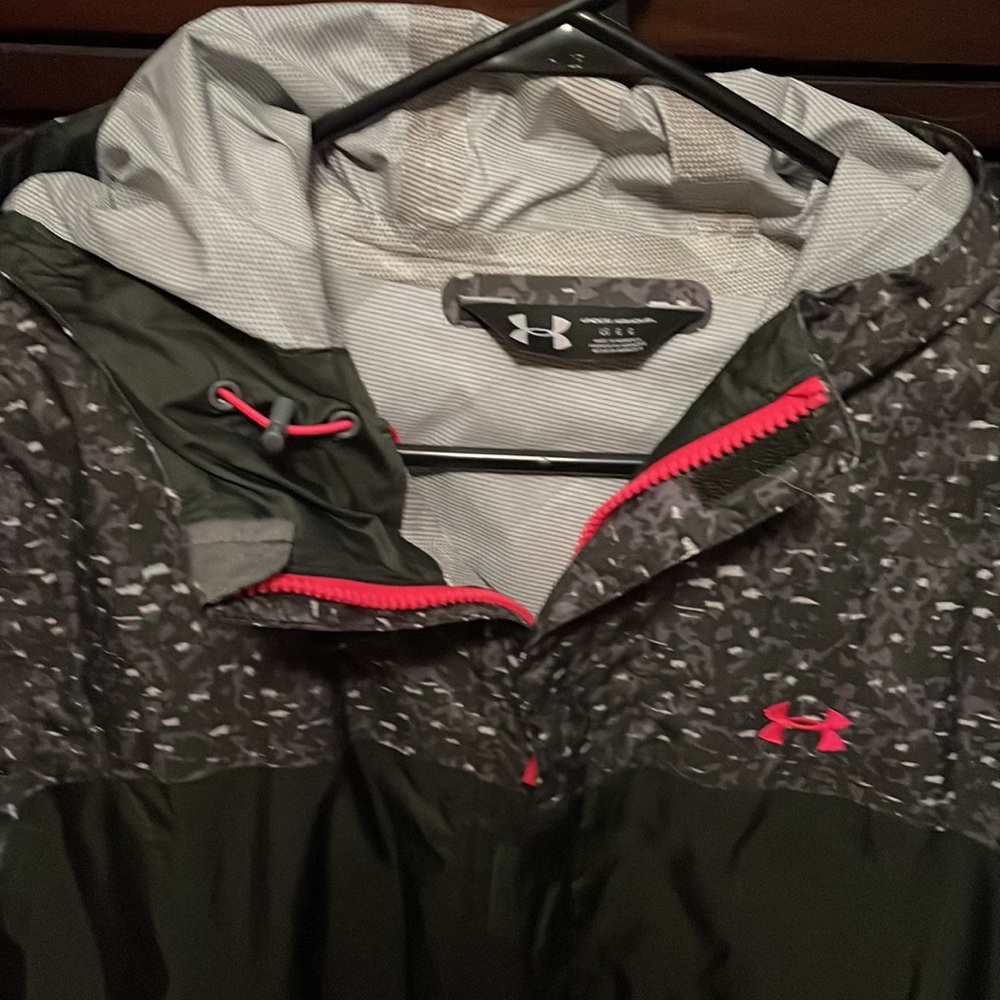 Under Armour Shell - image 2
